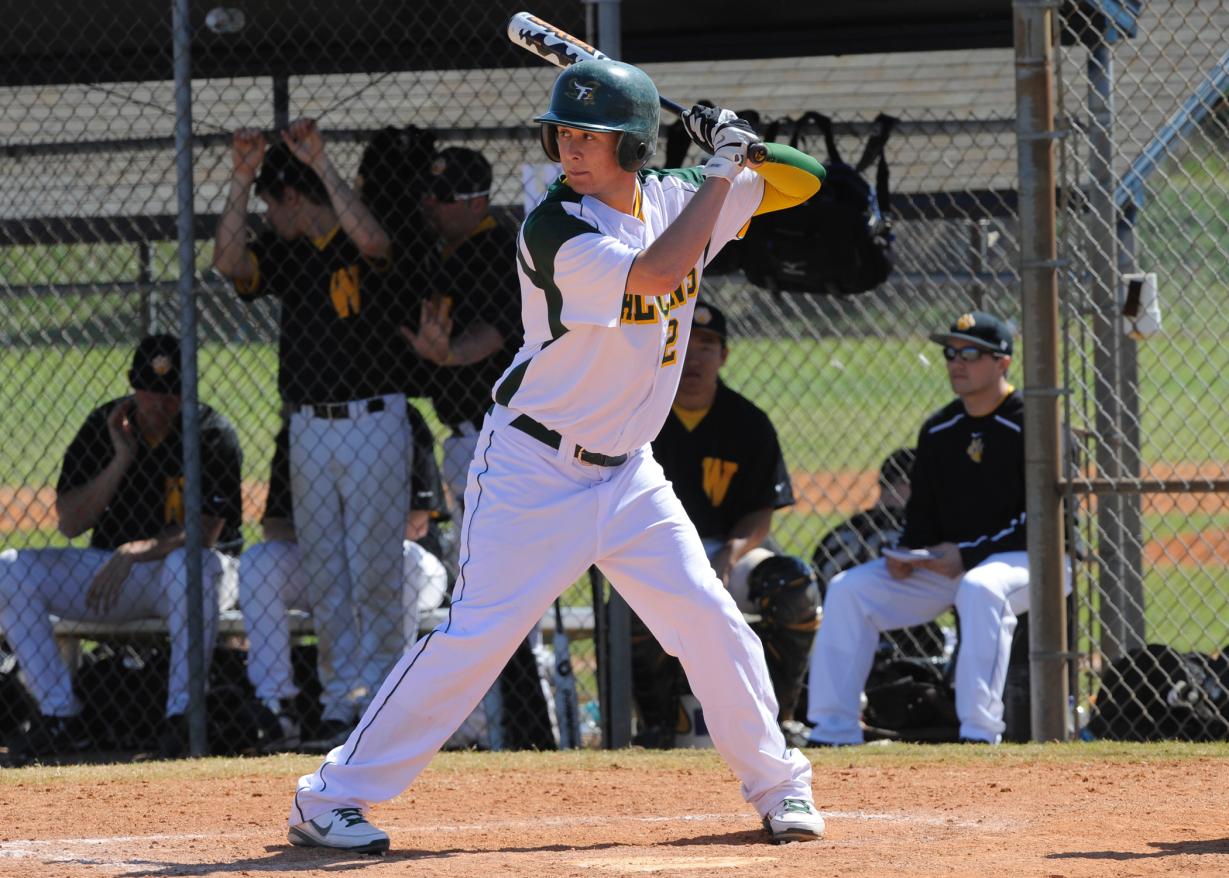 Fitchburg State Singles Past Elms, 8-7
