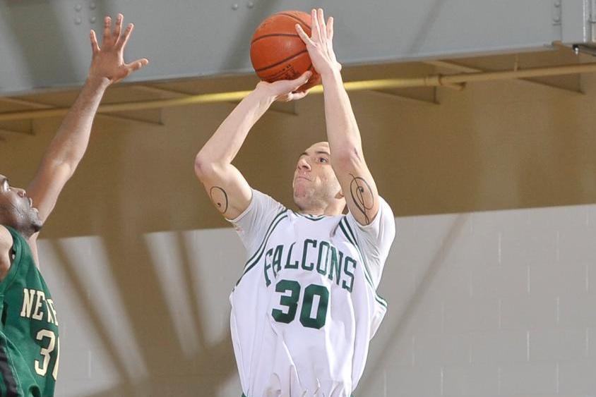 Fitchburg State Holds Off Fisher, 81-80