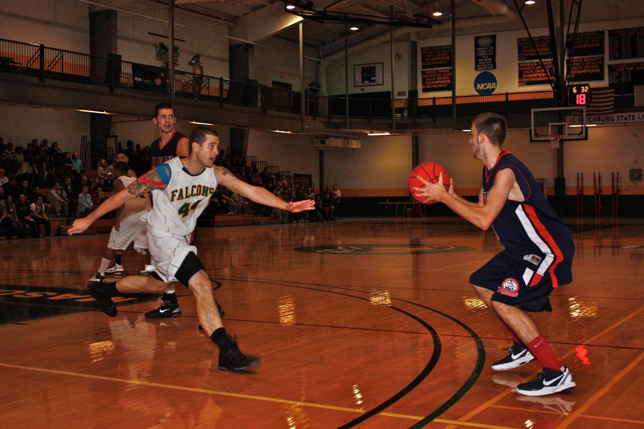 Fitchburg State Continues Past UMass Boston, 87-81