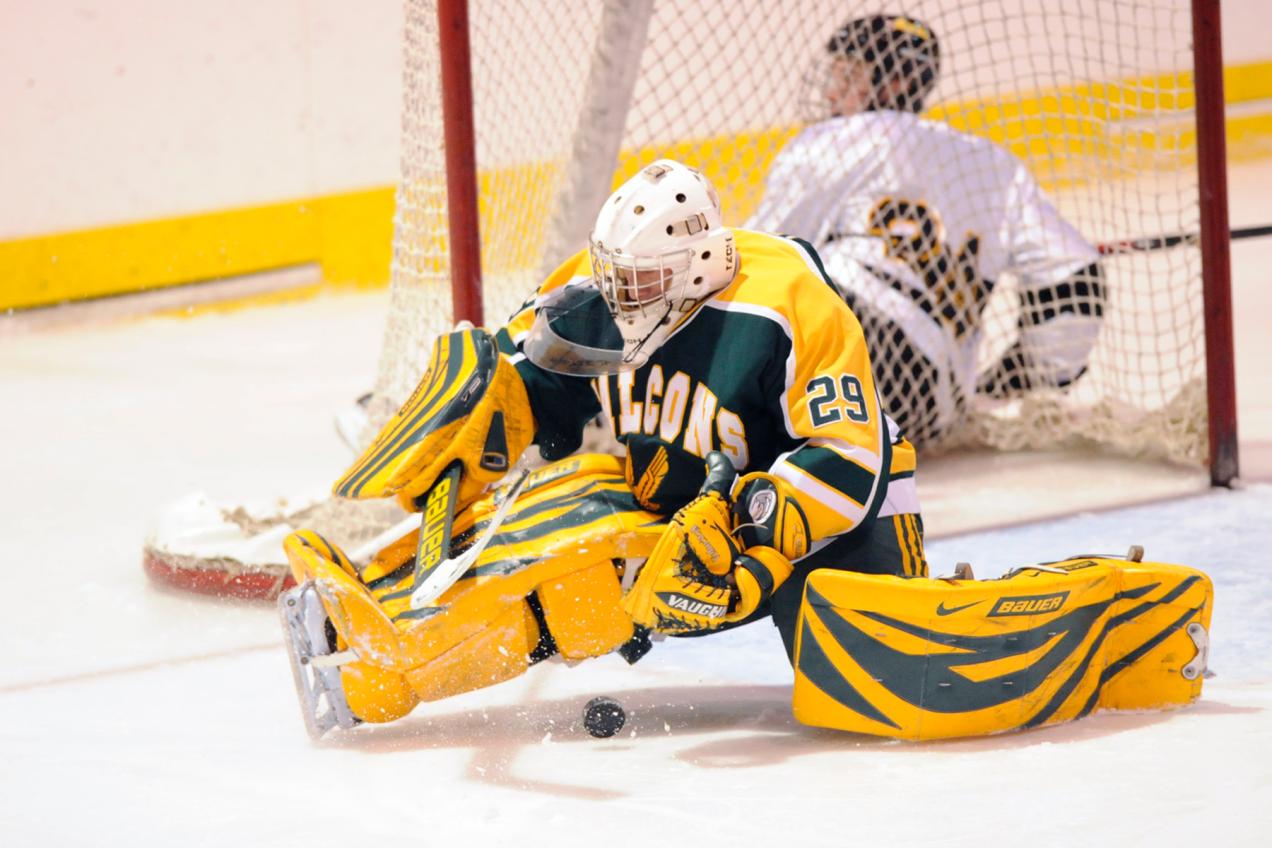 Plymouth State Ices Fitchburg State, 1-0