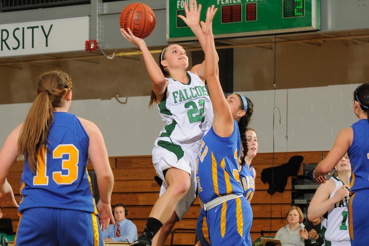 Fitchburg State Swoops Past Westfield State, 75-71