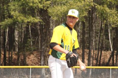 Fitchburg State Splits a Doubleheader with Vassar to Open Spring Break Trip