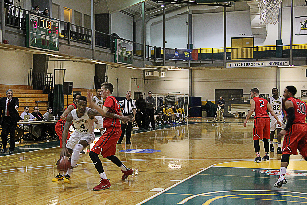 Fitchburg State Holds Off Bridgewater State, 85-77, for Fourth-Straight Win