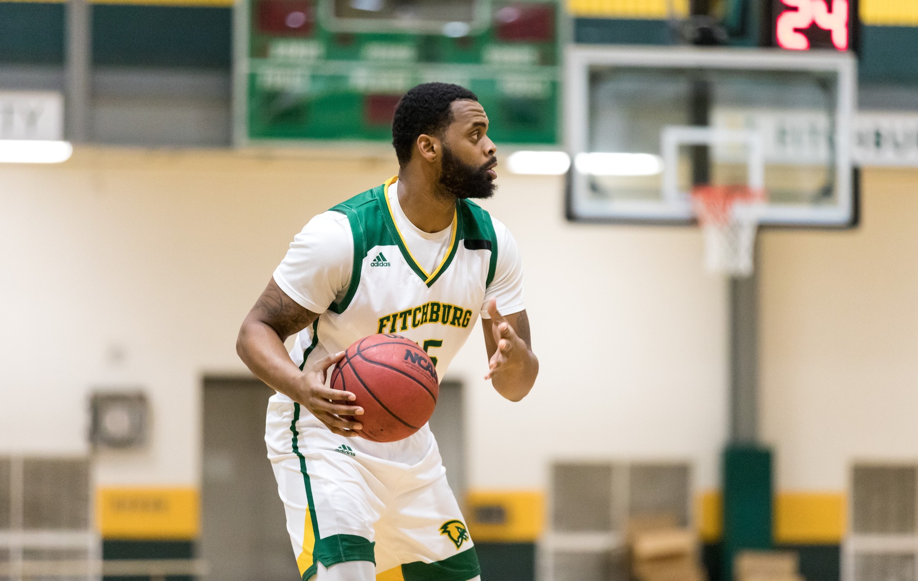 Falcons Roll Past Trailblazers in MASCAC action, 94-73