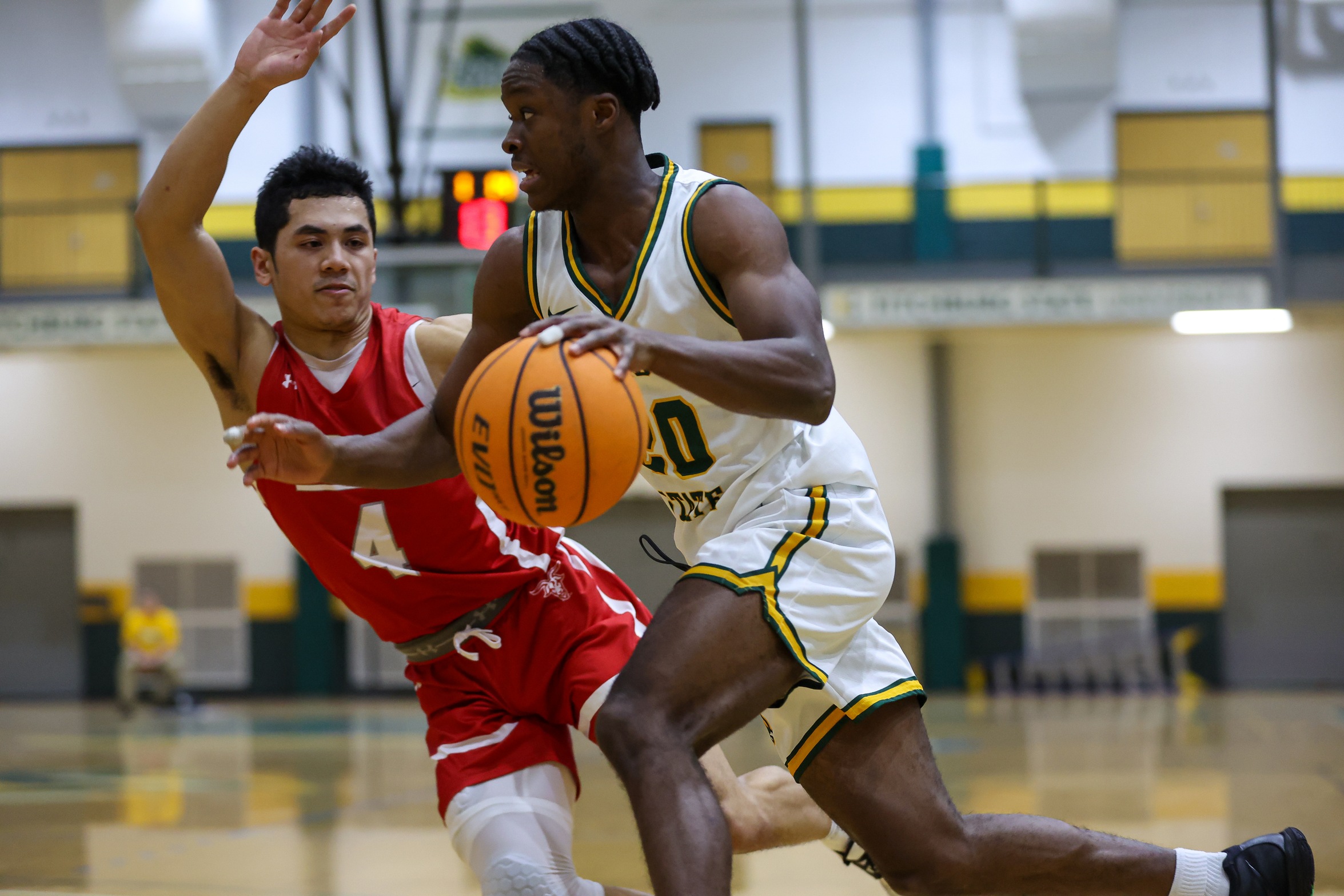 Men's Basketball Topped By Owls In MASCAC Quarterfinal