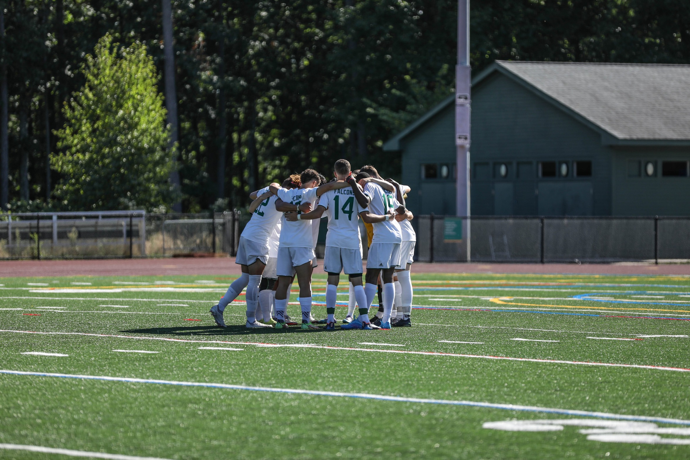 Men's Soccer Holds Off Beacons In Non-Conference Action