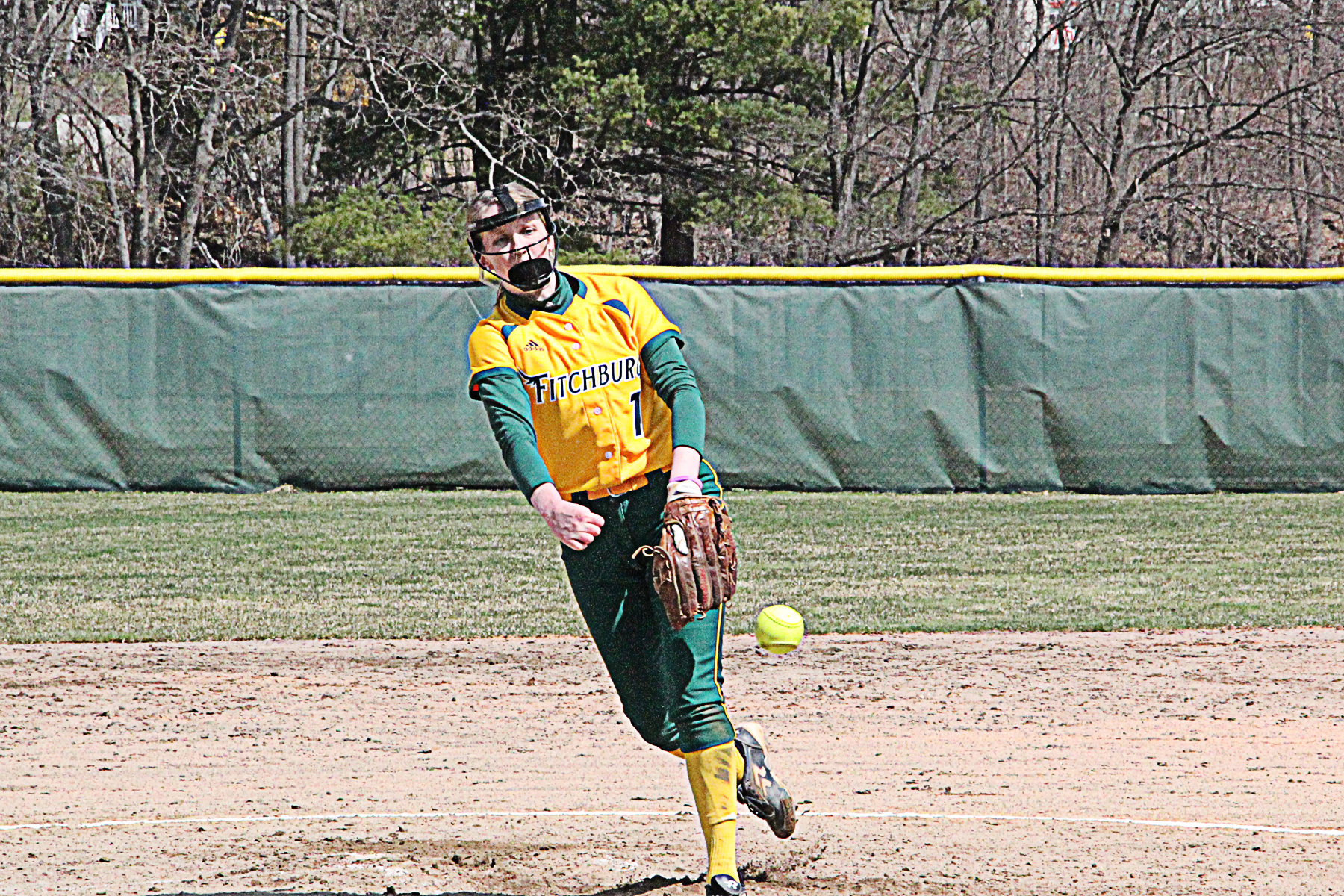 Fitchburg State Splits MASCAC Doubleheader With MCLA