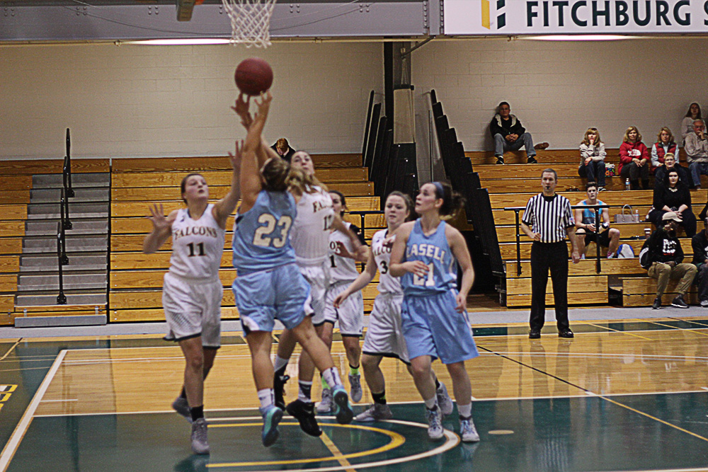 Lasell Stops Fitchburg State, 45-41
