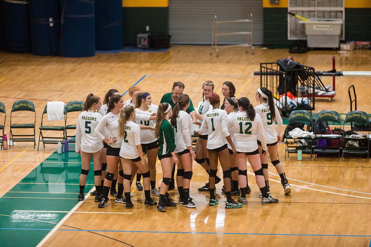 Rams Roll Past Falcons in Volleyball, 3-0