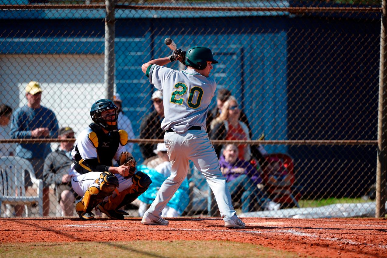 Fitchburg State Sweeps SUNY IT, 14-5/7-3