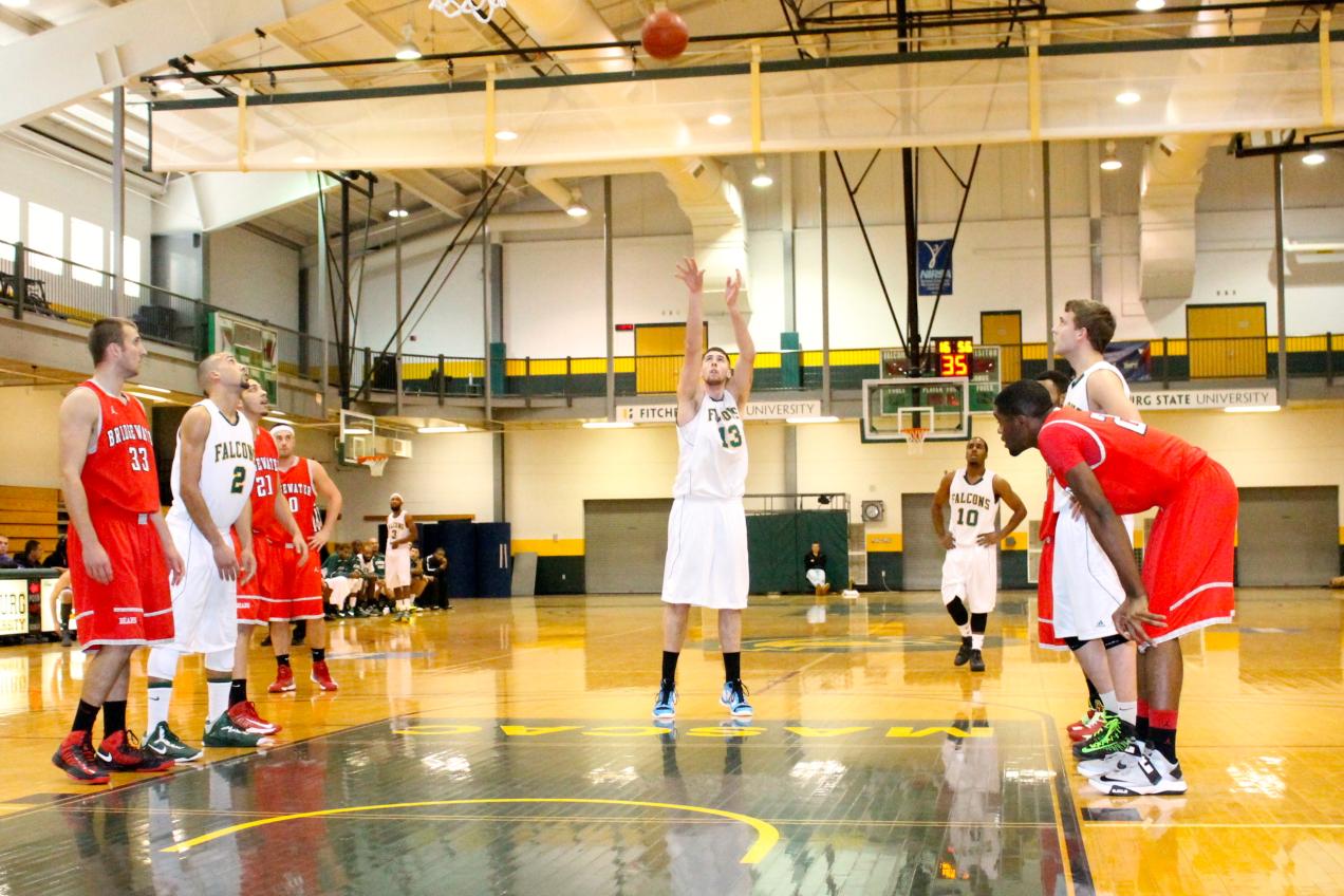 Fitchburg State Soars At Framingham State, 71-65