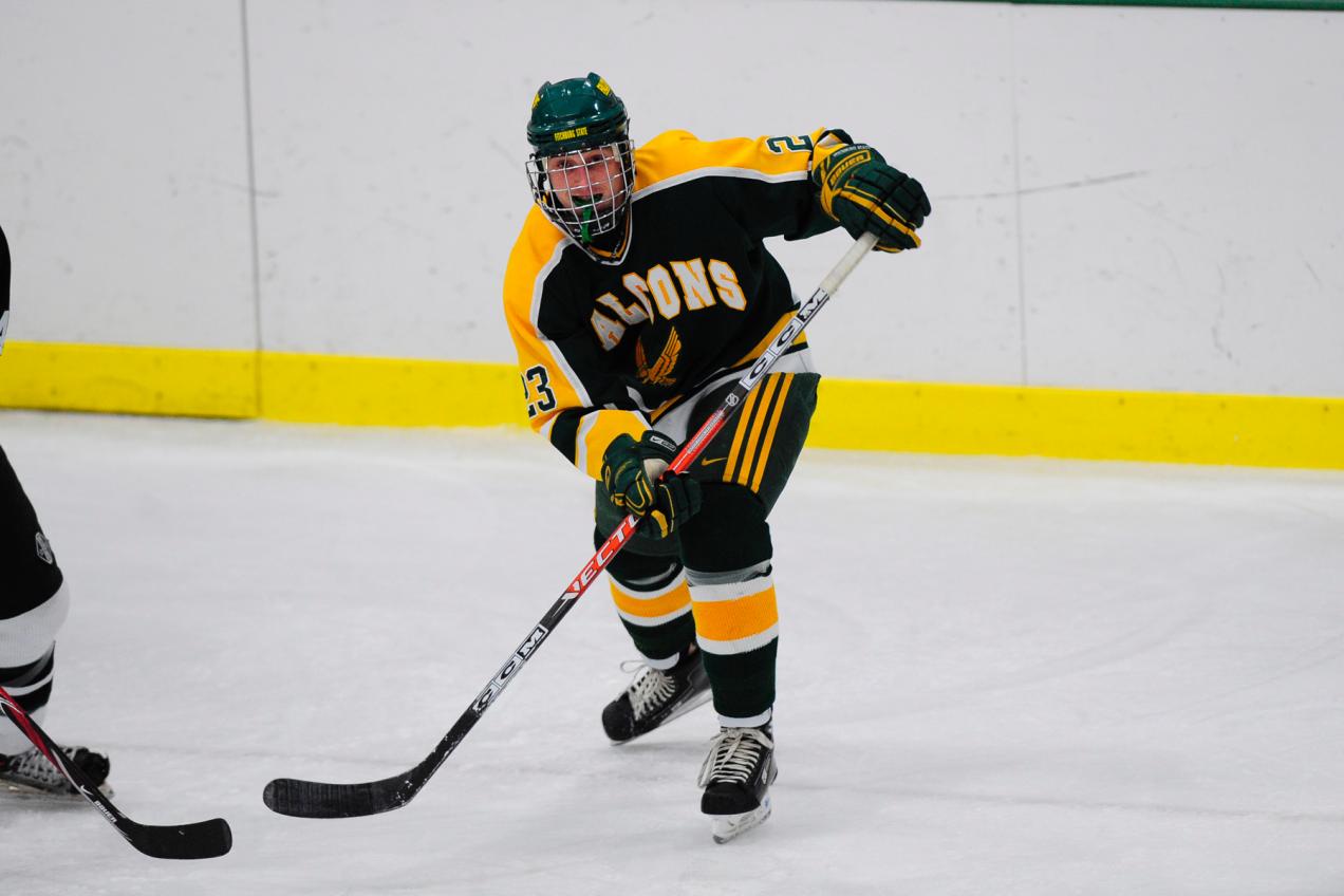 Fitchburg State Downs Johnson and Wales, 5-2