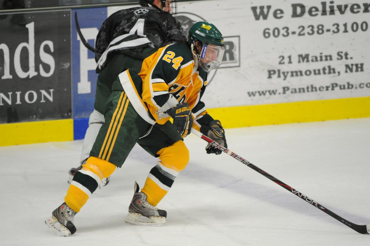 Fitchburg State Slips Past Worcester State, 2-1