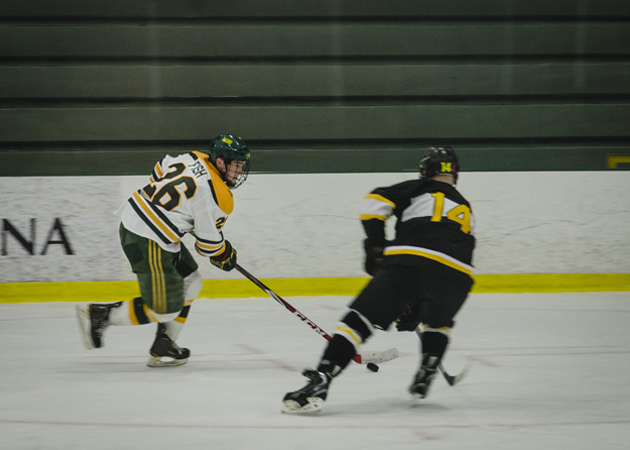 Wentworth Clips Fitchburg State, 3-1