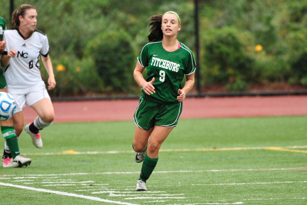 Curry Nips Fitchburg State, 3-1