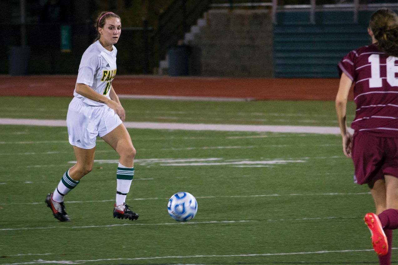Fitchburg State Shoots Past Rhode Island College, 3-1
