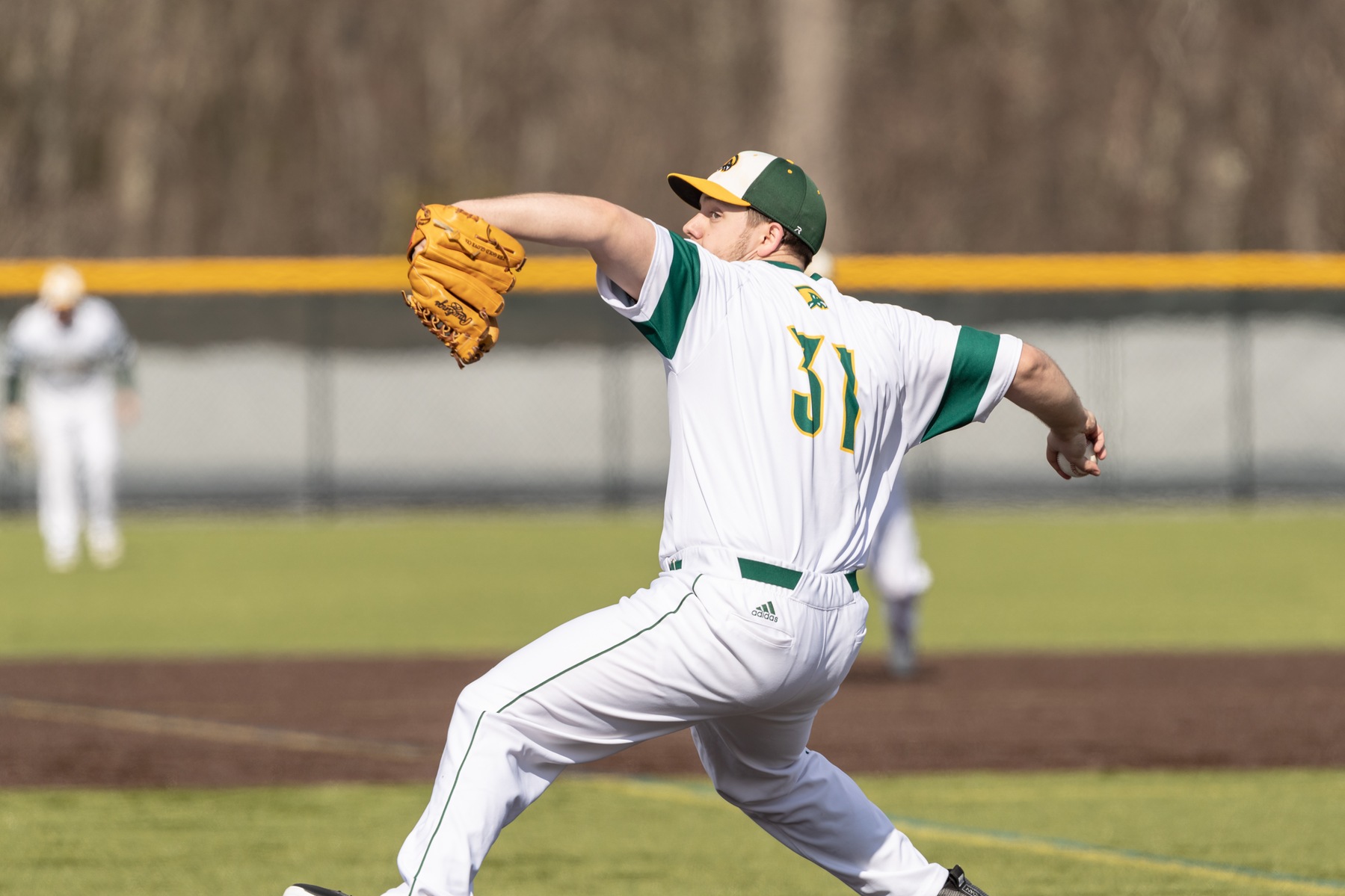 Falcons Split MASCAC Twinbill with Lancers