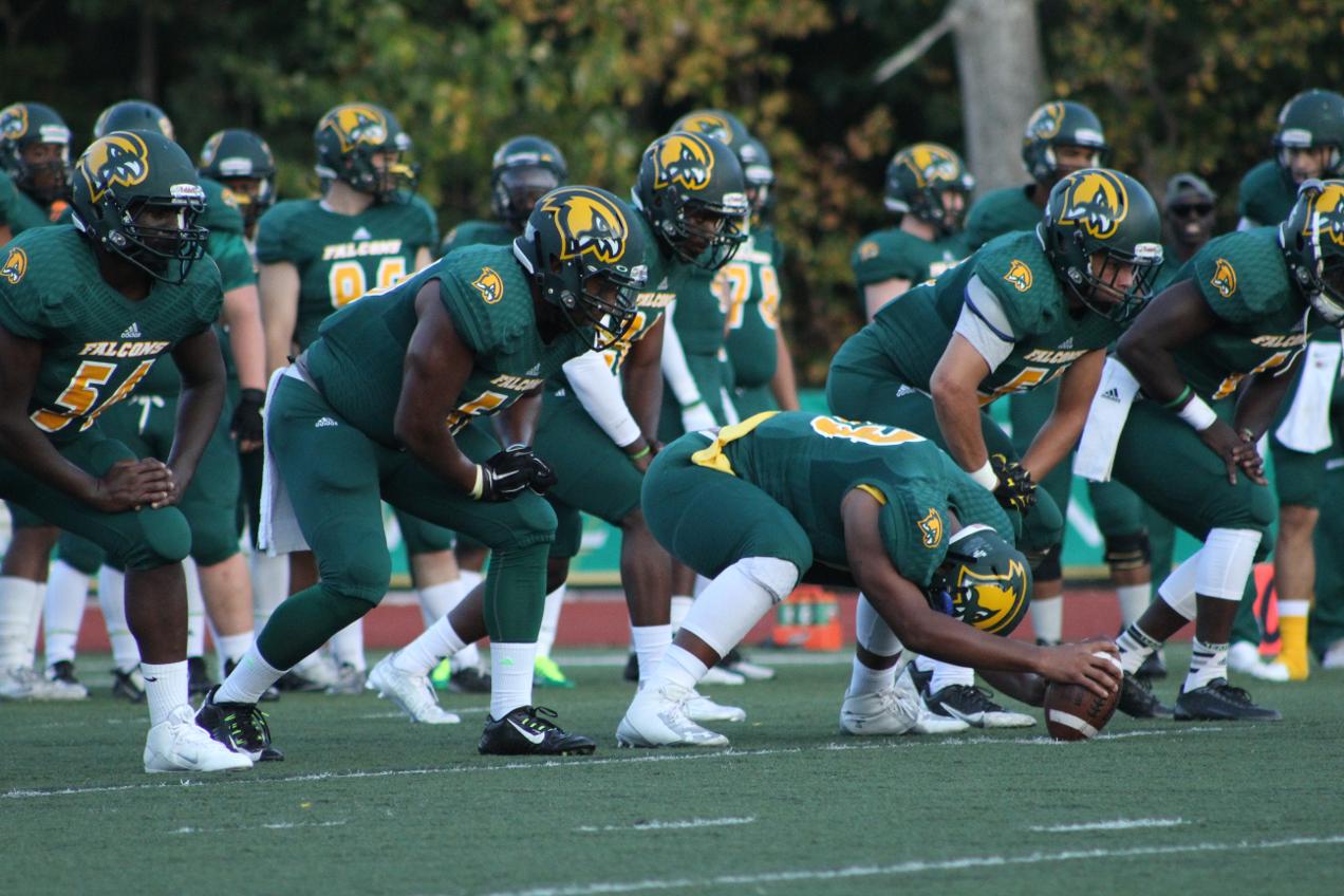 Framingham State Rallies Past Fitchburg State, 34-21