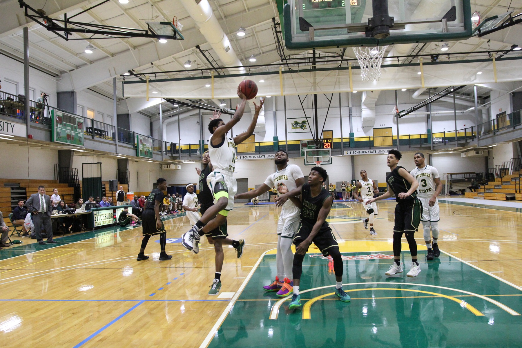Fitchburg State Grazed by Williams, 68-64