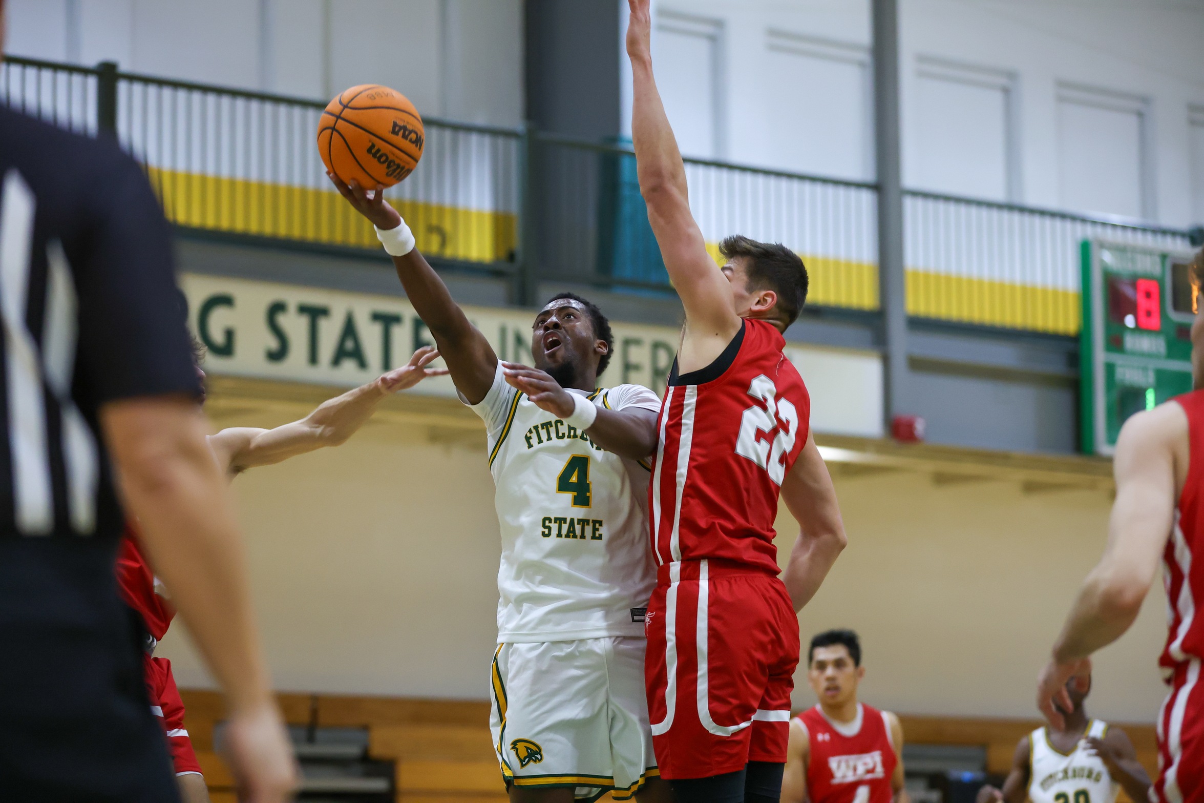 Men's Basketball Defeated By Engineers In Non-Conference Action