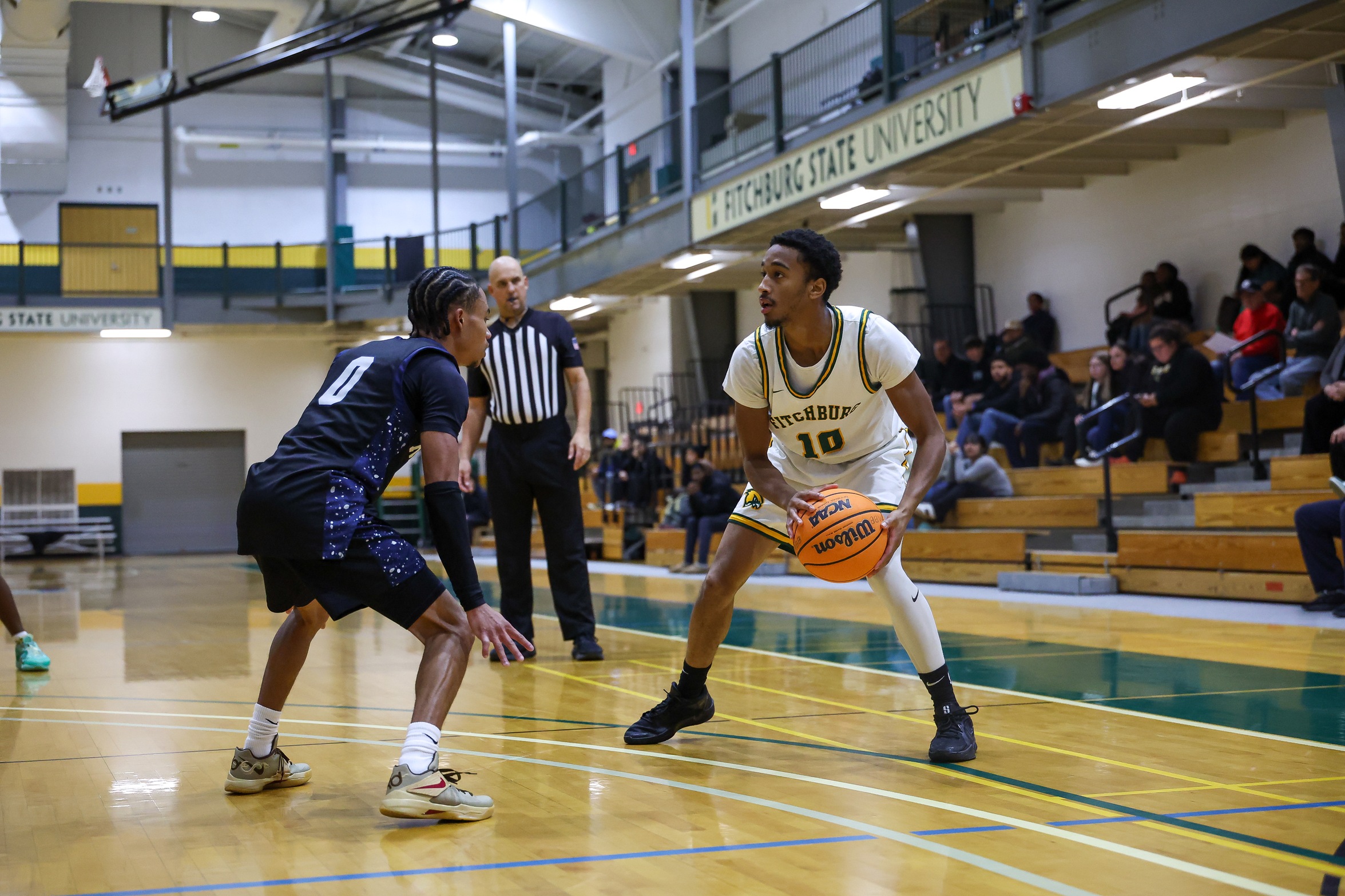 Men's Basketball Defeats Spartans In Non-Conference Action