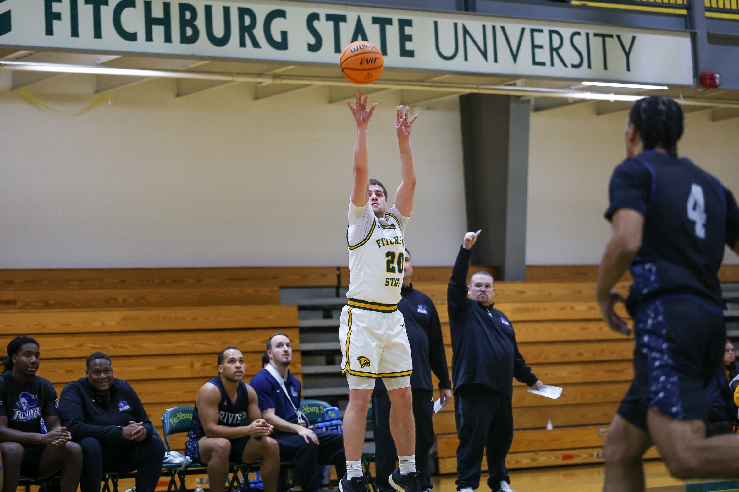 Men's Basketball Ralllies Past Trailblazers