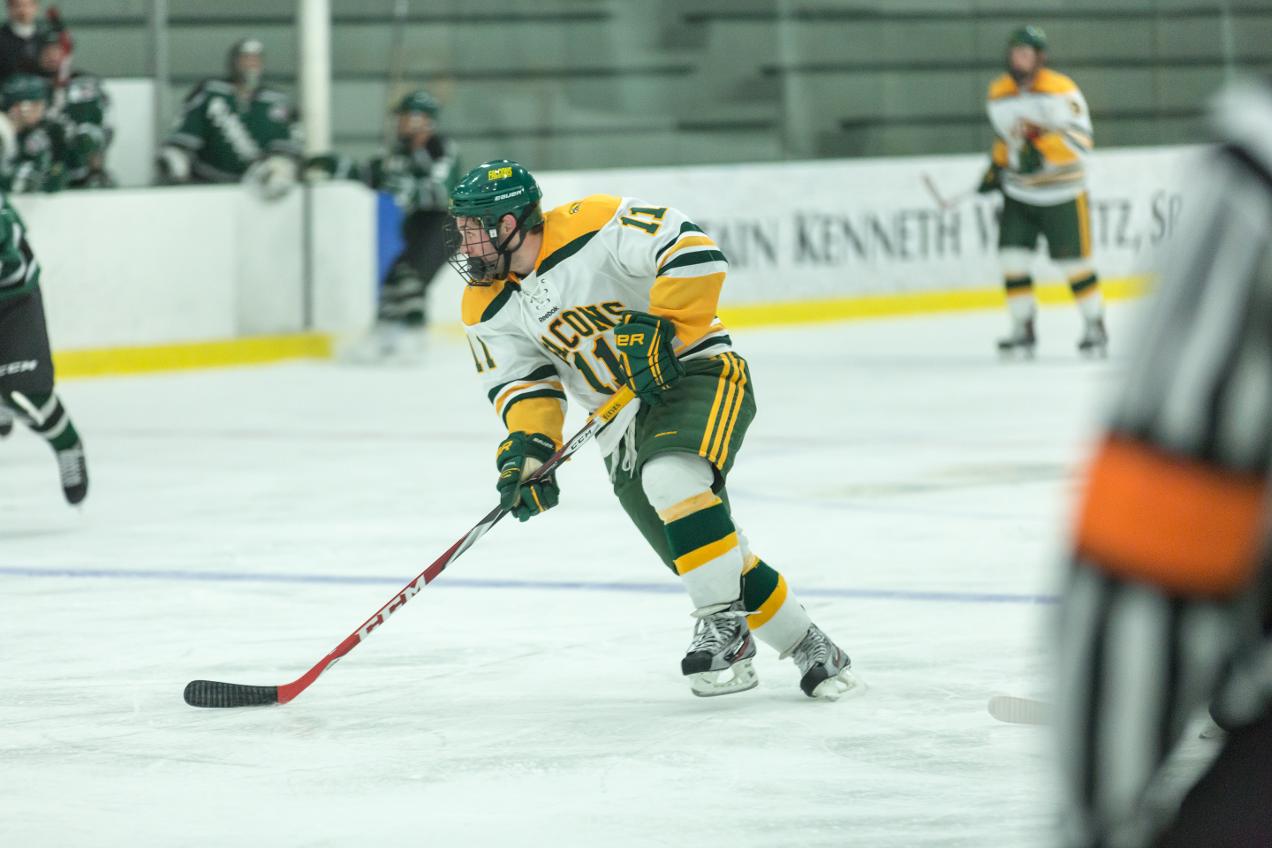 Southern New Hampshire Upends Fitchburg State, 6-3