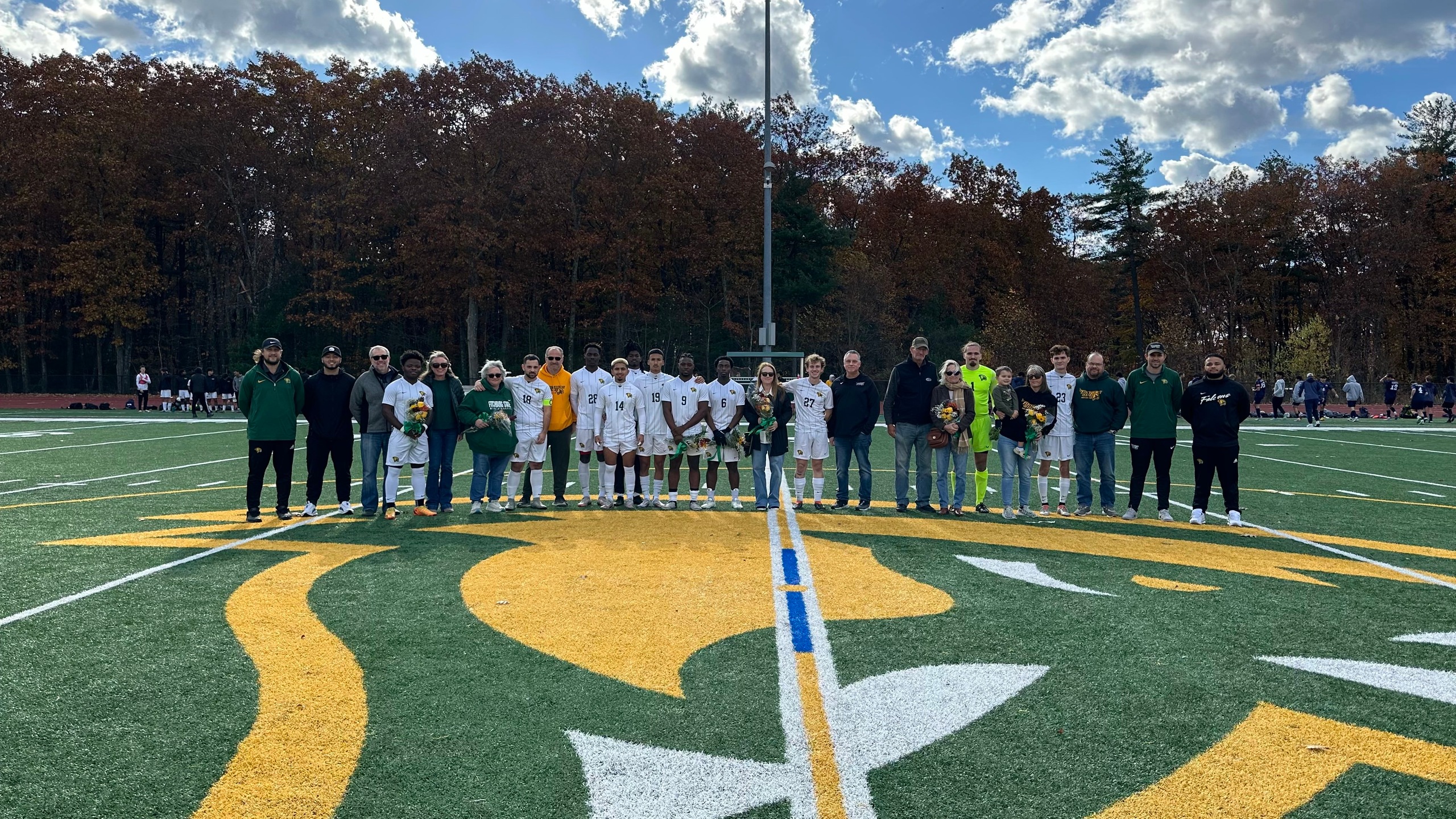 Men's Soccer Nips Trailblazers On Senior Day