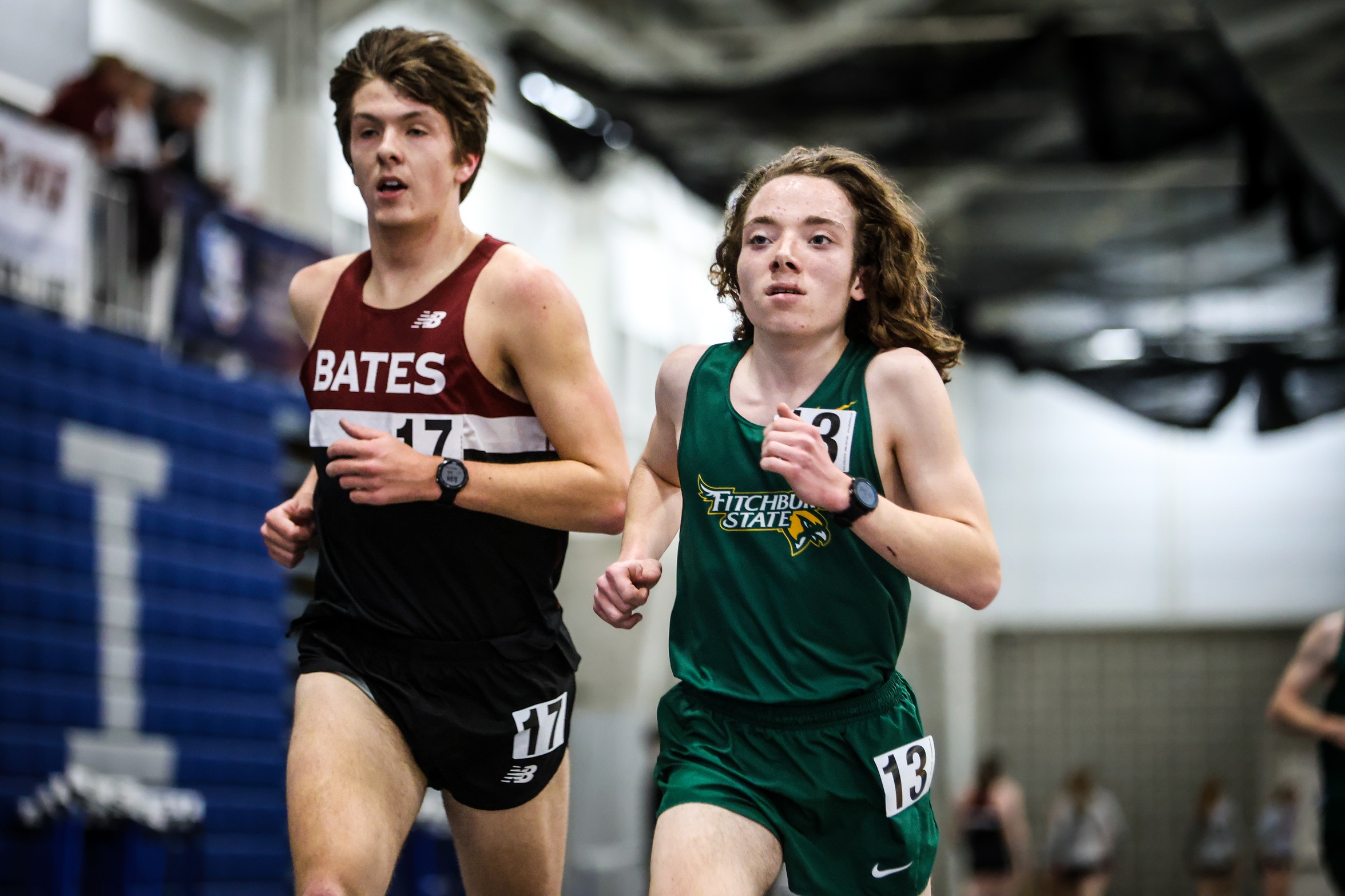 Men's Indoor Track Competes At Suffolk Relays