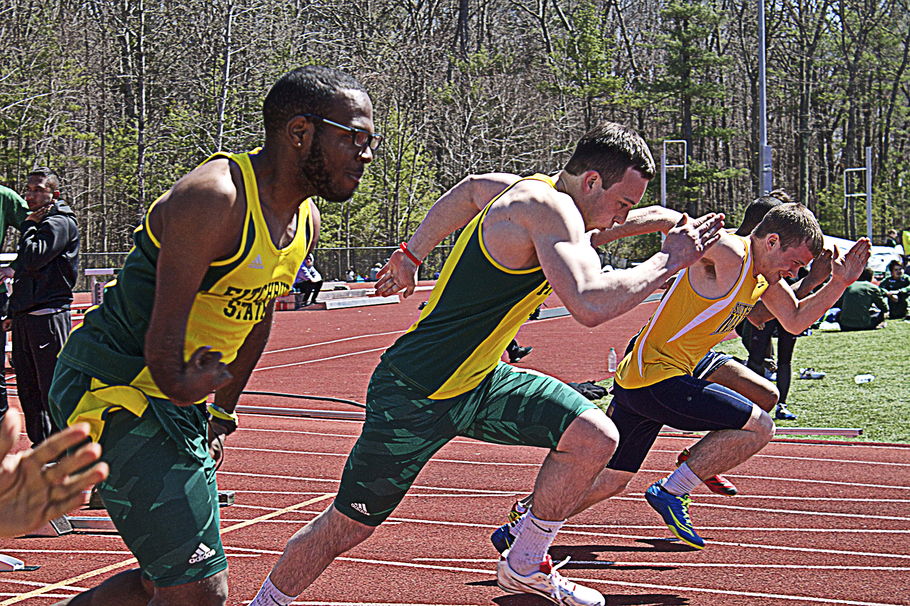Fitchburg State Hosts Eric Loeschner Invite