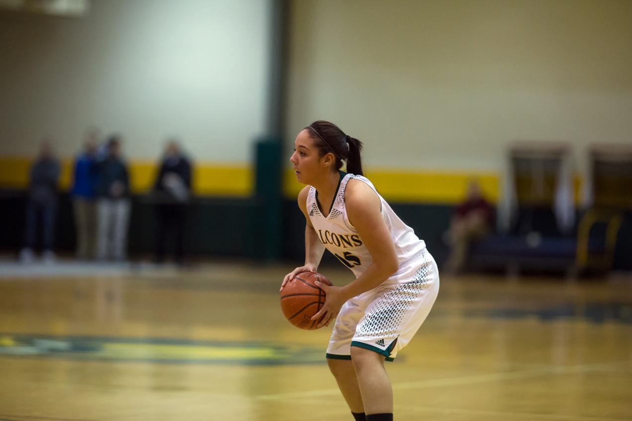 Fitchburg State Swoops Past Becker, 70-25