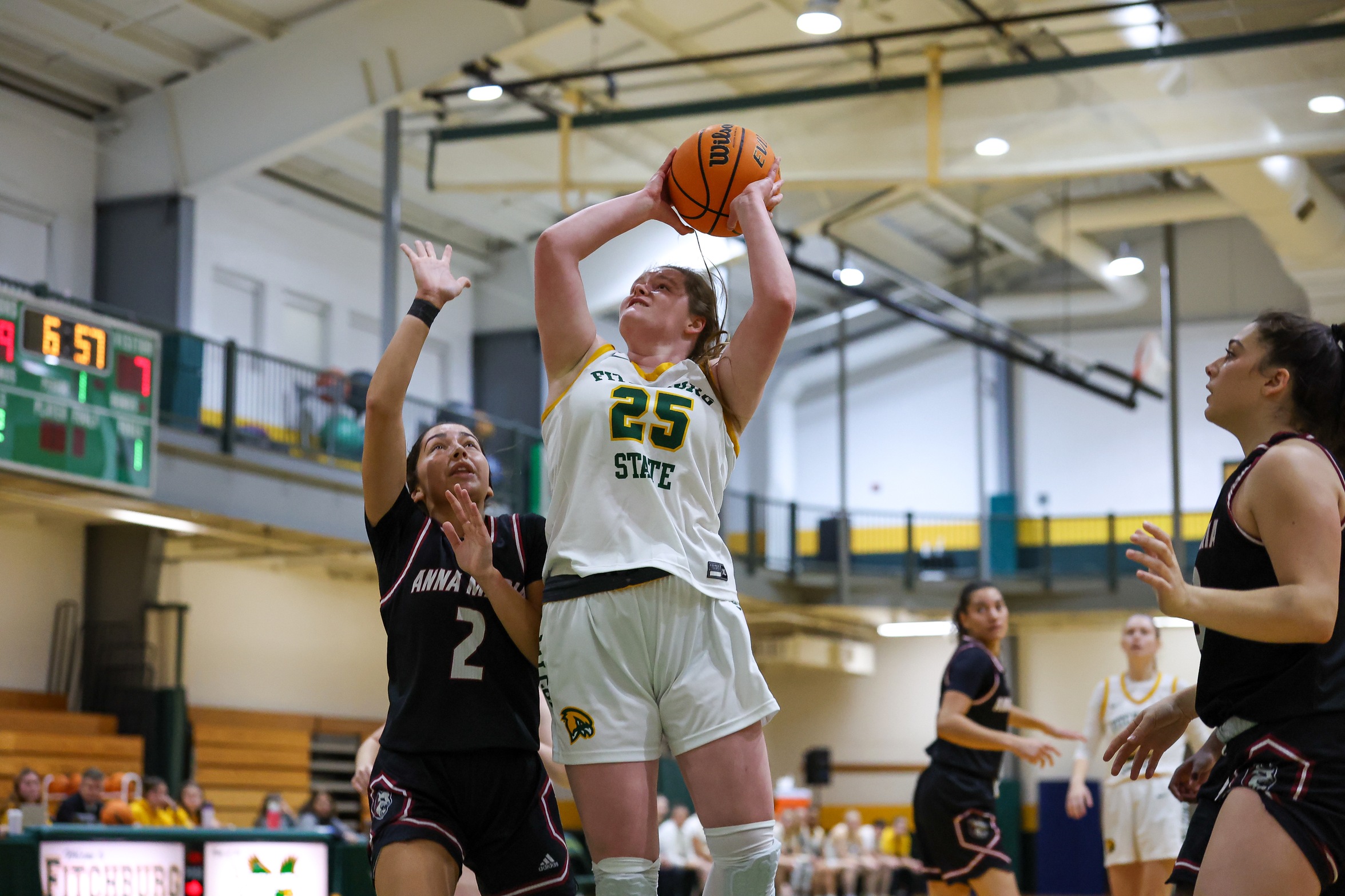 Women's Basketball Falls To Lasers In Non-Conference Action