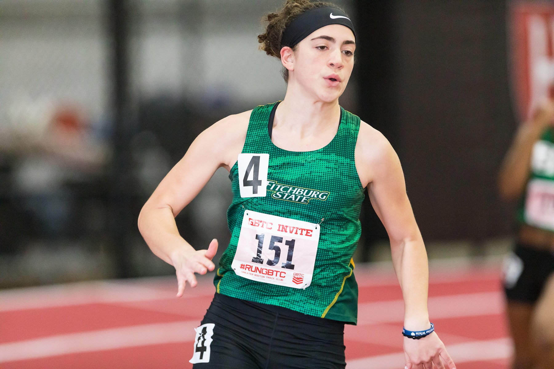 Falcons Compete At DIII New England Championships