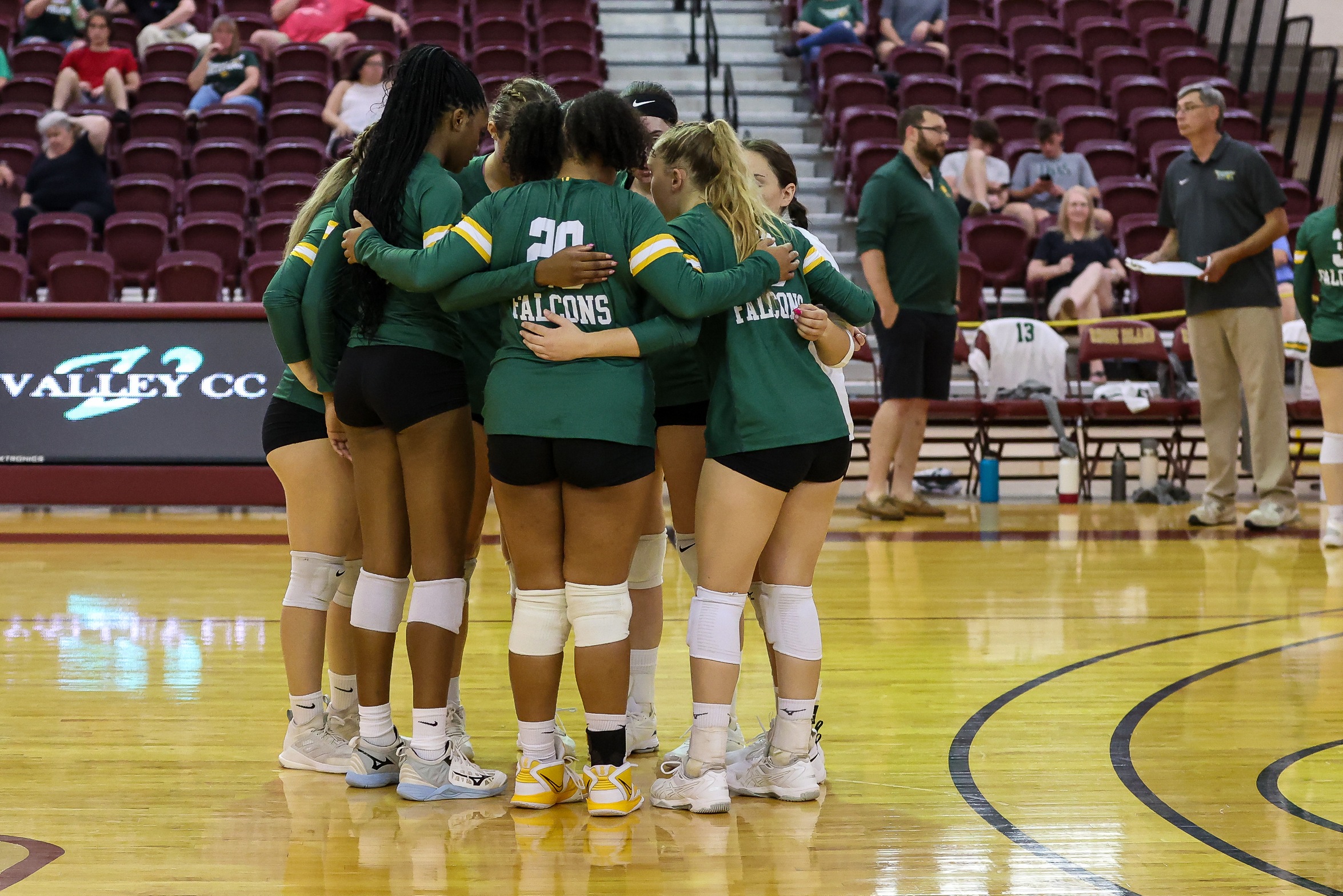 Women's Volleyball Stumbles to AMCATS